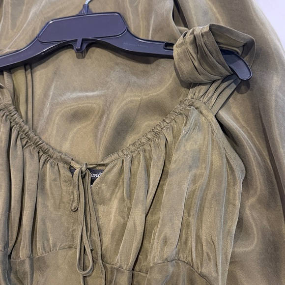 Madewell olive green maxi dress - Picture 6 of 16